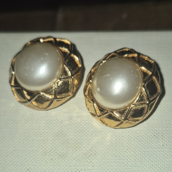 CHANEL Gold and Pearl Stud Earrings